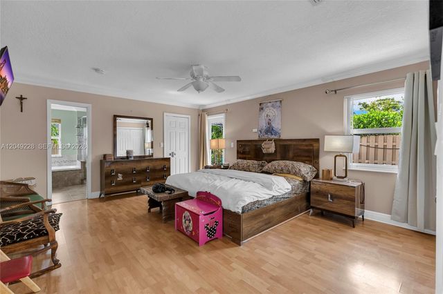 16740 Harbor Court, Weston, FL 33326