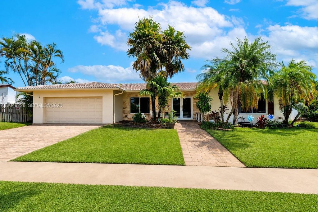 16740 Harbor Court, Weston, FL 33326