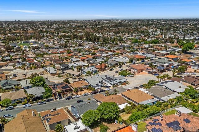 2467 56th Street, San Diego, CA 92105
