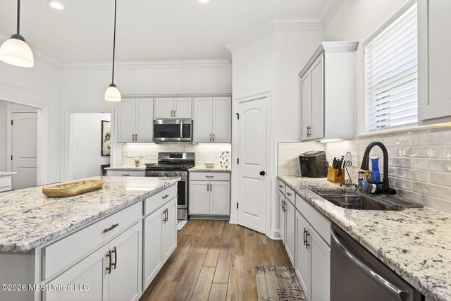 7271 S Aberdeen Drive, Pass Christian, MS 39571