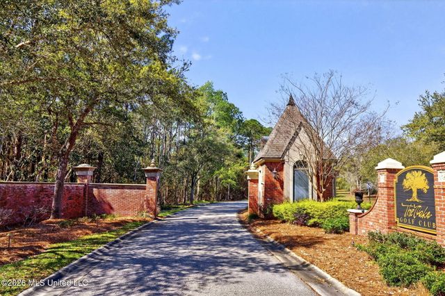 7271 S Aberdeen Drive, Pass Christian, MS 39571