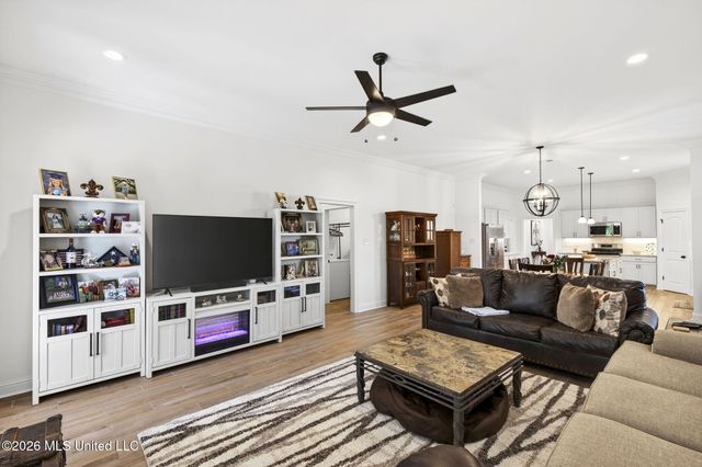 7271 S Aberdeen Drive, Pass Christian, MS 39571