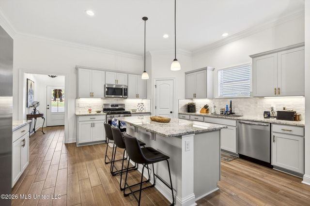 7271 S Aberdeen Drive, Pass Christian, MS 39571