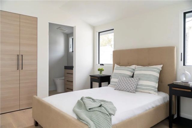 709 Larkspur 1, Corona Del Mar, CA 92625