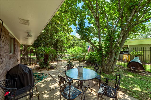 5822 River Road, Shreveport, LA 71105