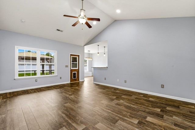 535 Trafalgar Ct., Conway, SC 29526