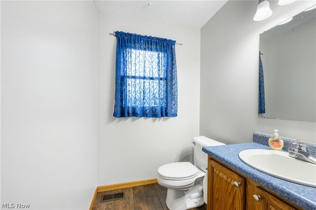 8451 Infirmary Road, Ravenna, OH 44266