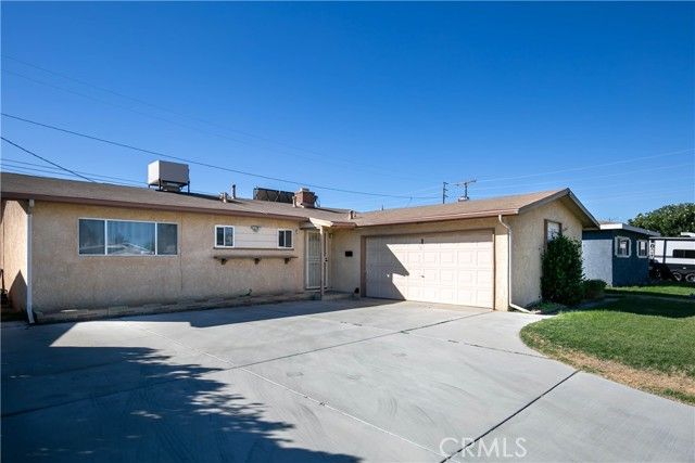 828 W Avenue J14, Lancaster, CA 93534