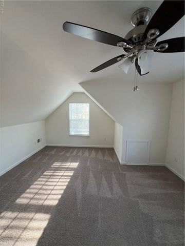 369 Carawan LN, Chesapeake, VA 23322