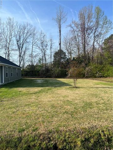 369 Carawan LN, Chesapeake, VA 23322