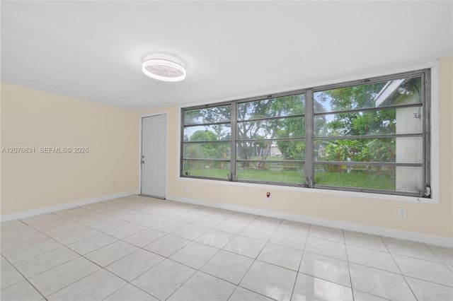 3561 NW 41st Street, Lauderdale Lakes, FL 33309