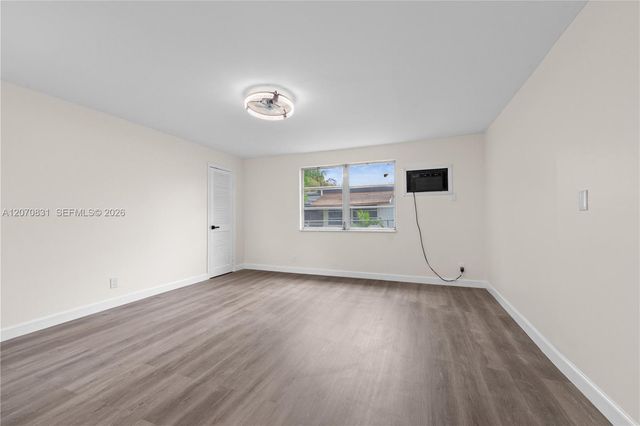 3561 NW 41st Street, Lauderdale Lakes, FL 33309