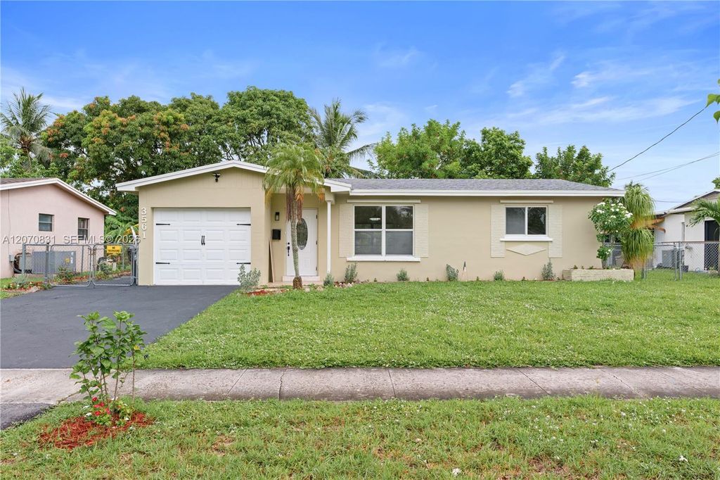 3561 NW 41st Street, Lauderdale Lakes, FL 33309