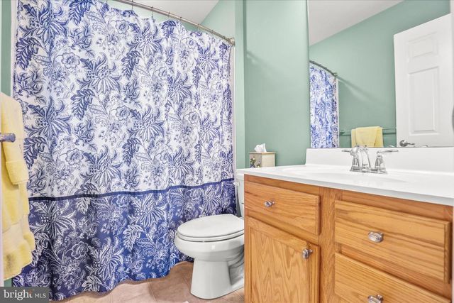 17355 RUSSETT FARM DR, Shrewsbury, PA 17361