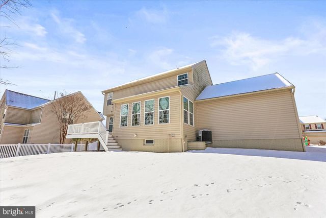 17355 RUSSETT FARM DR, Shrewsbury, PA 17361