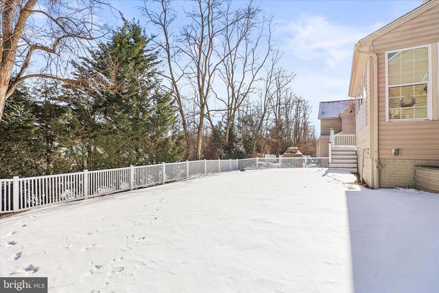 17355 RUSSETT FARM DR, Shrewsbury, PA 17361