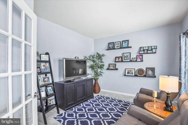 17355 RUSSETT FARM DR, Shrewsbury, PA 17361