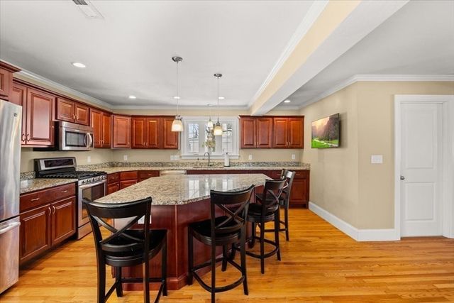 148 Chard St, Weymouth, MA 02189