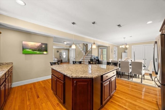 148 Chard St, Weymouth, MA 02189