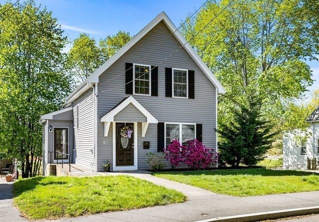 148 Chard St, Weymouth, MA 02189