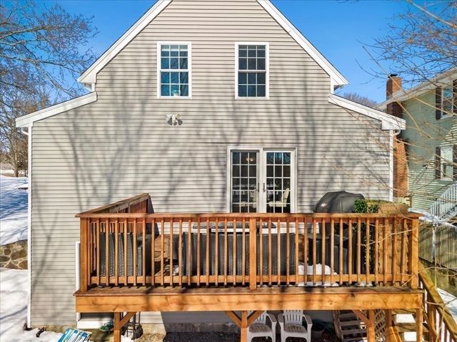 148 Chard St, Weymouth, MA 02189
