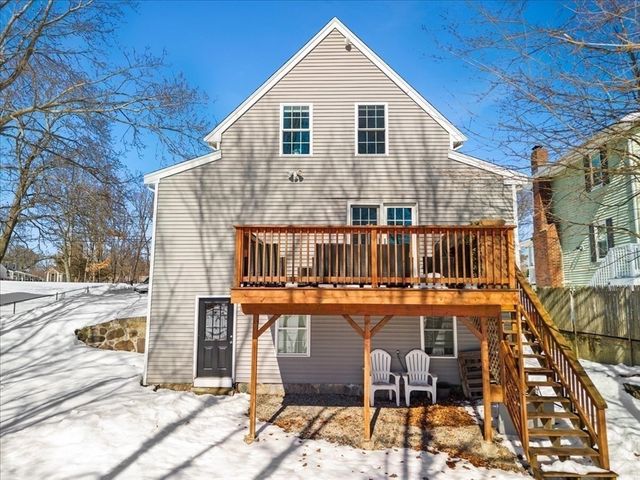 148 Chard St, Weymouth, MA 02189