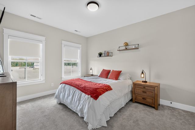 1506 Shalom St, Murfreesboro, TN 37128