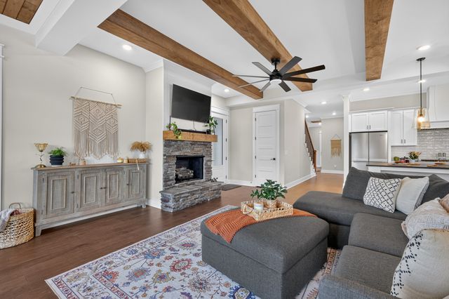 1506 Shalom St, Murfreesboro, TN 37128