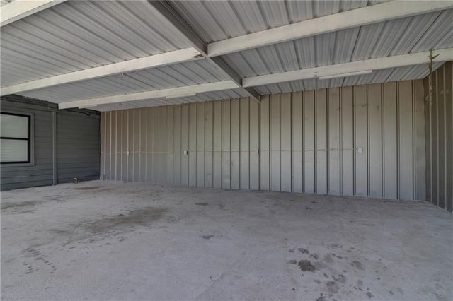 153 E Norway Street, Walnut Springs, TX 76690