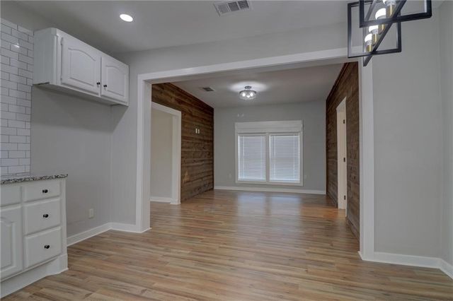 153 E Norway Street, Walnut Springs, TX 76690