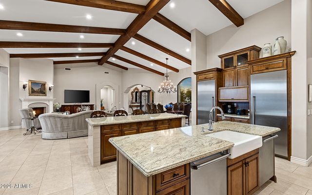 6119 E Gold Dust Avenue, Paradise Valley, AZ 85253