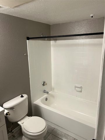 3900 Woodchase Drive 163, Houston, TX 77042