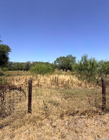 343 MENEFEE BLVD, San Antonio, TX 78207