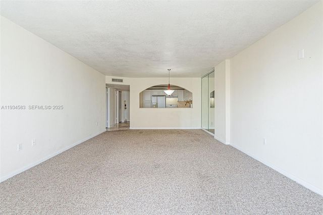 2801 NE 183rd Street 510W, Aventura, FL 33160