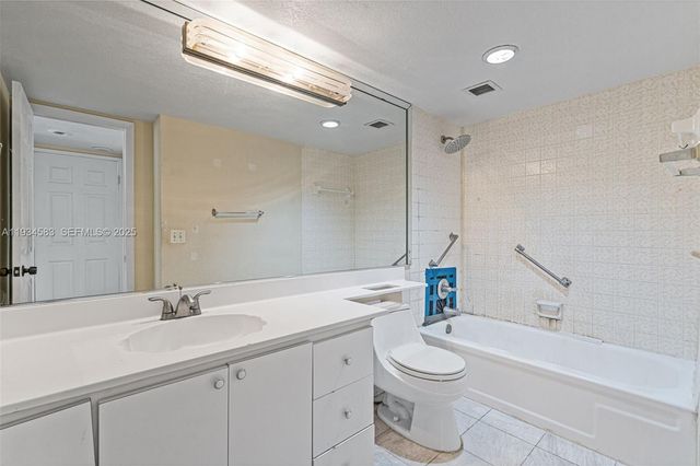 2801 NE 183rd Street 510W, Aventura, FL 33160
