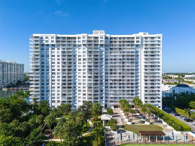 2801 NE 183rd Street 510W, Aventura, FL 33160