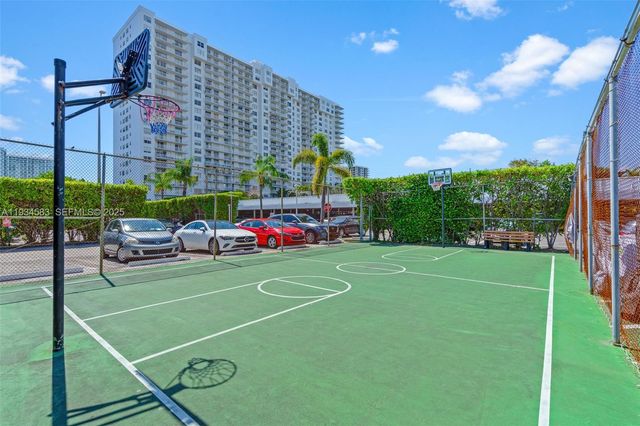 2801 NE 183rd Street 510W, Aventura, FL 33160