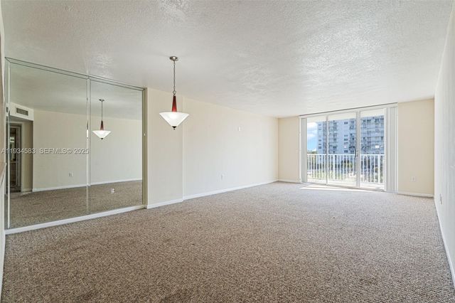 2801 NE 183rd Street 510W, Aventura, FL 33160