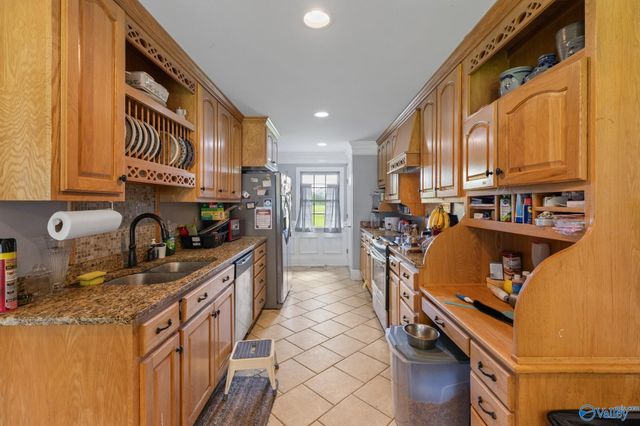 4141 Old Highway 431, Owens Cross Roads, AL 35763