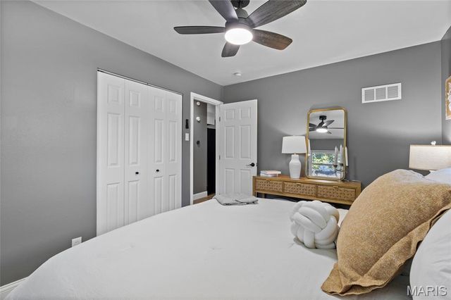 506 Dornoch Drive, St Louis, MO 63137