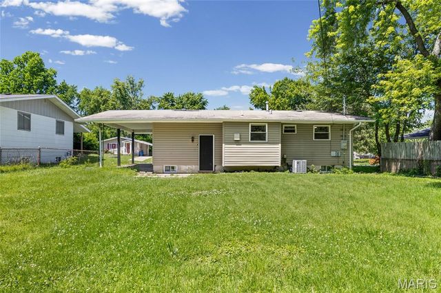 506 Dornoch Drive, St Louis, MO 63137
