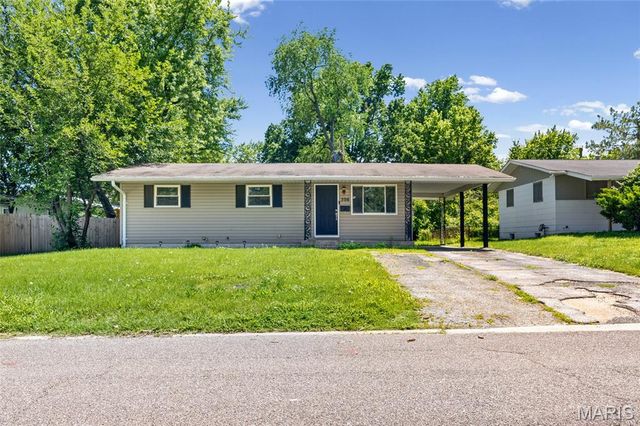506 Dornoch Drive, St Louis, MO 63137