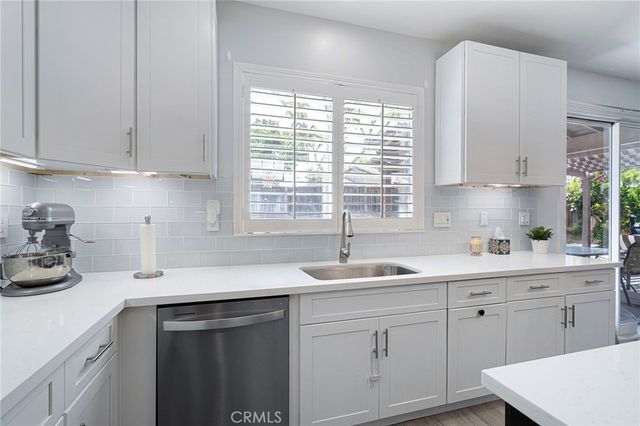 17889 Orangewood Lane, Riverside, CA 92503