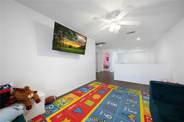 17889 Orangewood Lane, Riverside, CA 92503