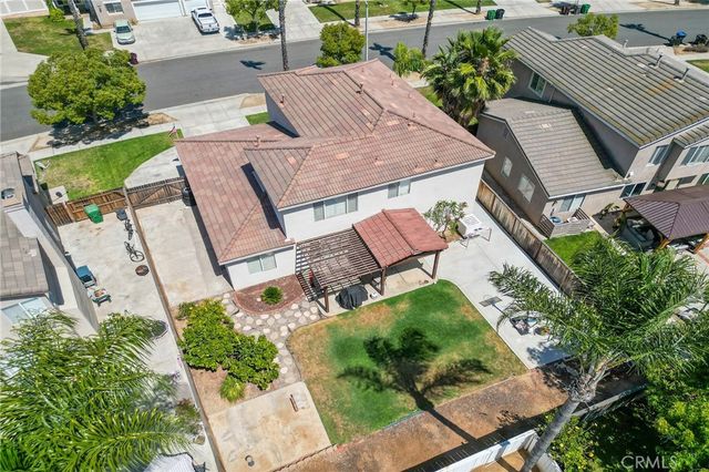 17889 Orangewood Lane, Riverside, CA 92503