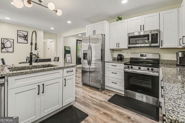 2271 Plantation, Atlanta, GA 30344