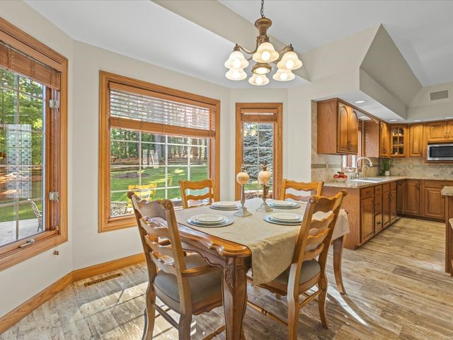 11575 Aberdeen Road, Belvidere, IL 61008