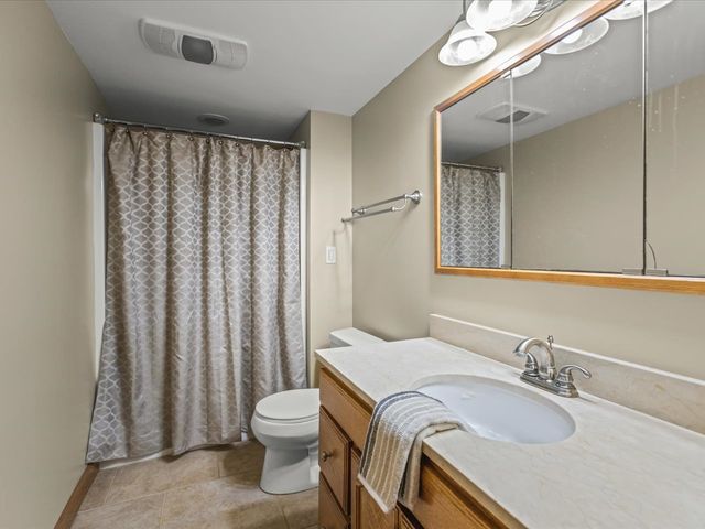 11575 Aberdeen Road, Belvidere, IL 61008