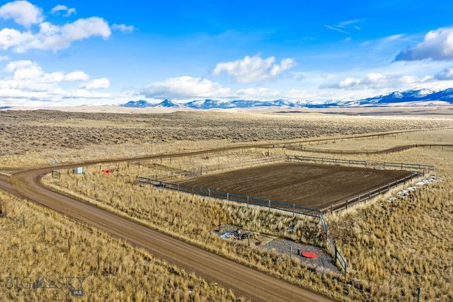10 Windmill Lane, Wilsall, MT 59086