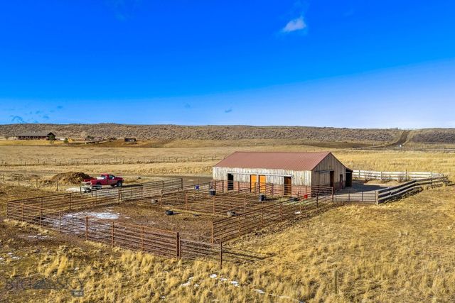 10 Windmill Lane, Wilsall, MT 59086